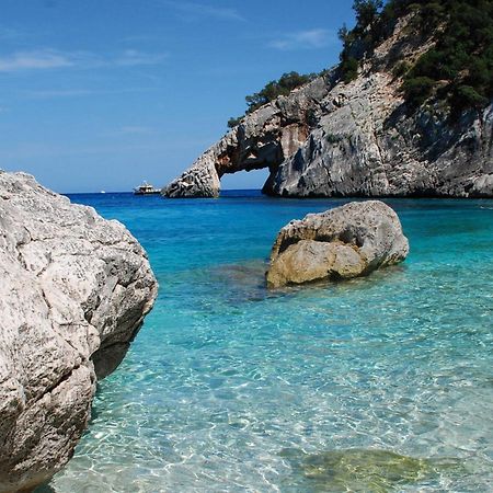 イェルツ Sole In Ogliastra Bed & Breakfast エクステリア 写真