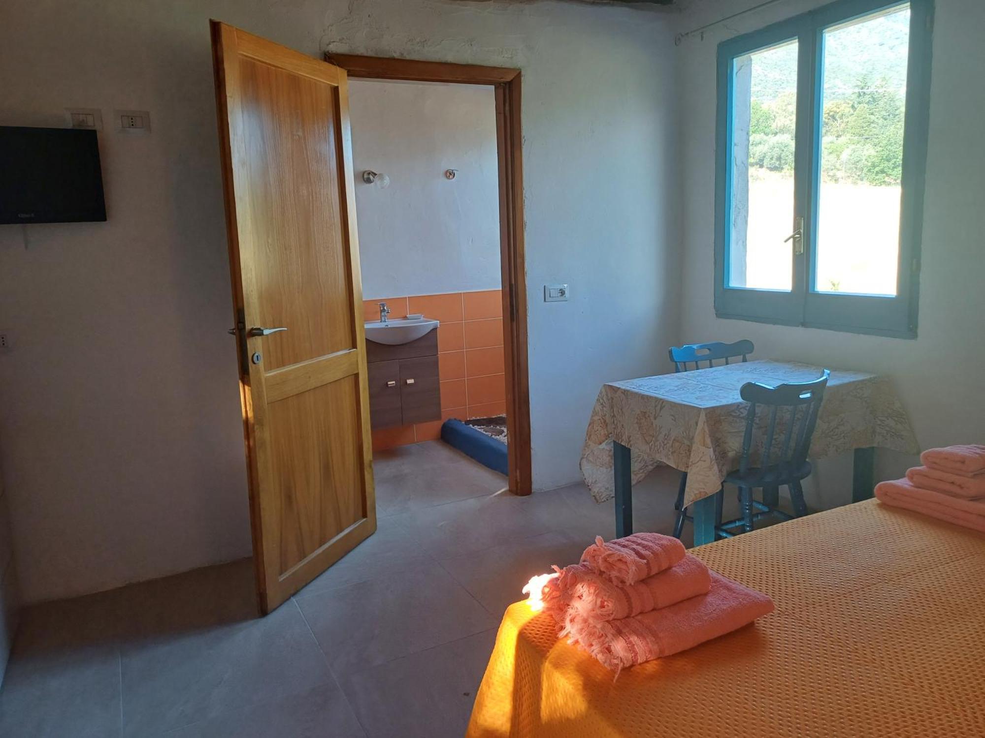 イェルツ Sole In Ogliastra Bed & Breakfast 部屋 写真